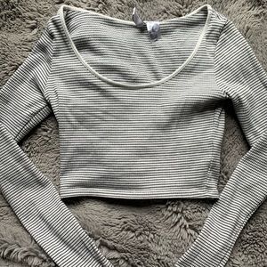 striped long sleeve crop top